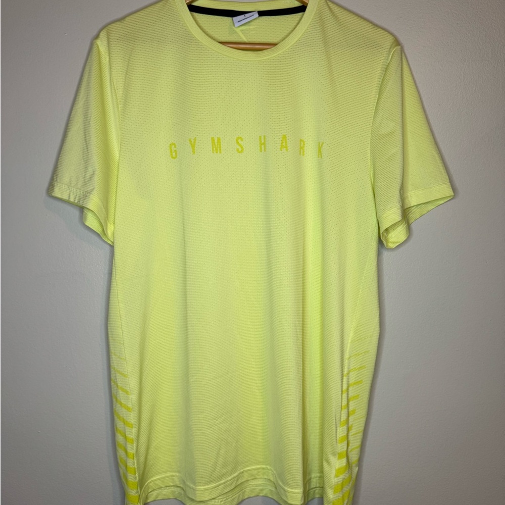 Gymshark‎ Neon Yellow Performance T-Shirt Men's Large